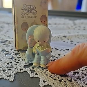 Precious Moments 1989 Minature Pewter "Listening to a Story"